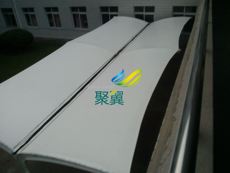 奉化溪口鎮(zhèn)寧波職業(yè)技術(shù)學(xué)院膜結(jié)構(gòu)車棚工程