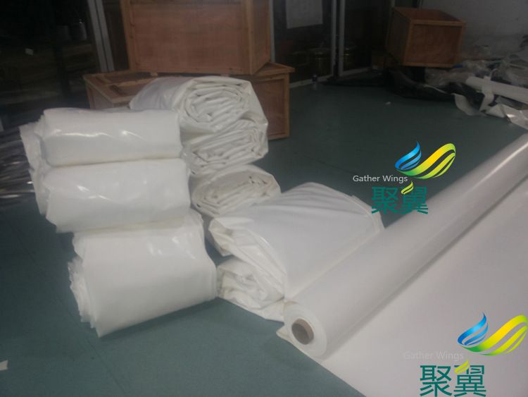 白色PVC膜布1100g規(guī)格：長(zhǎng)18米寬6米