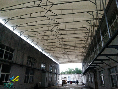 過道棚遮陽防雨-過道棚大型膜結構，電動伸縮型