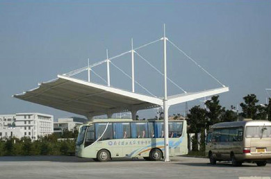 江蘇大巴停車棚社會發展重要性*江蘇大巴停車棚無與倫比